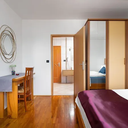 Ap 5, Nur 500 Meter Zum Zentrum Apartment Funtana